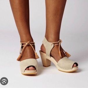 Bryr clogs Hanna Spanish toe sz 8